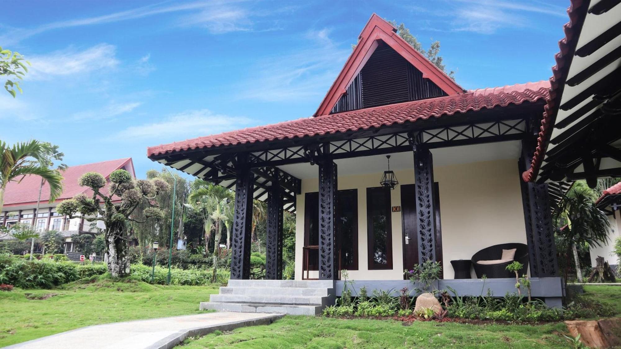 Kusuma Agrowisata Resort & Convention Malang Exterior foto