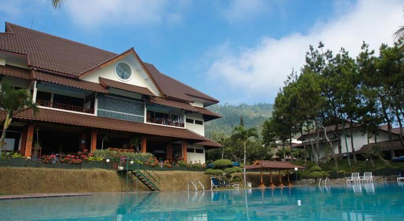 Kusuma Agrowisata Resort & Convention Malang Exterior foto