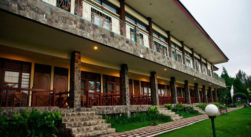 Kusuma Agrowisata Resort & Convention Malang Exterior foto