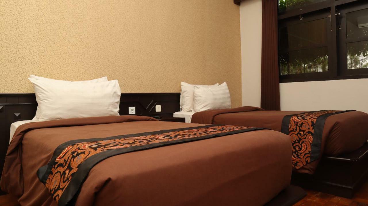 Kusuma Agrowisata Resort & Convention Malang Exterior foto